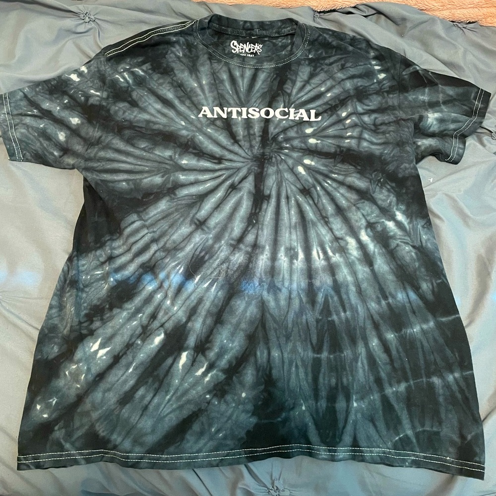 tye-dye “antisocial” t shirt